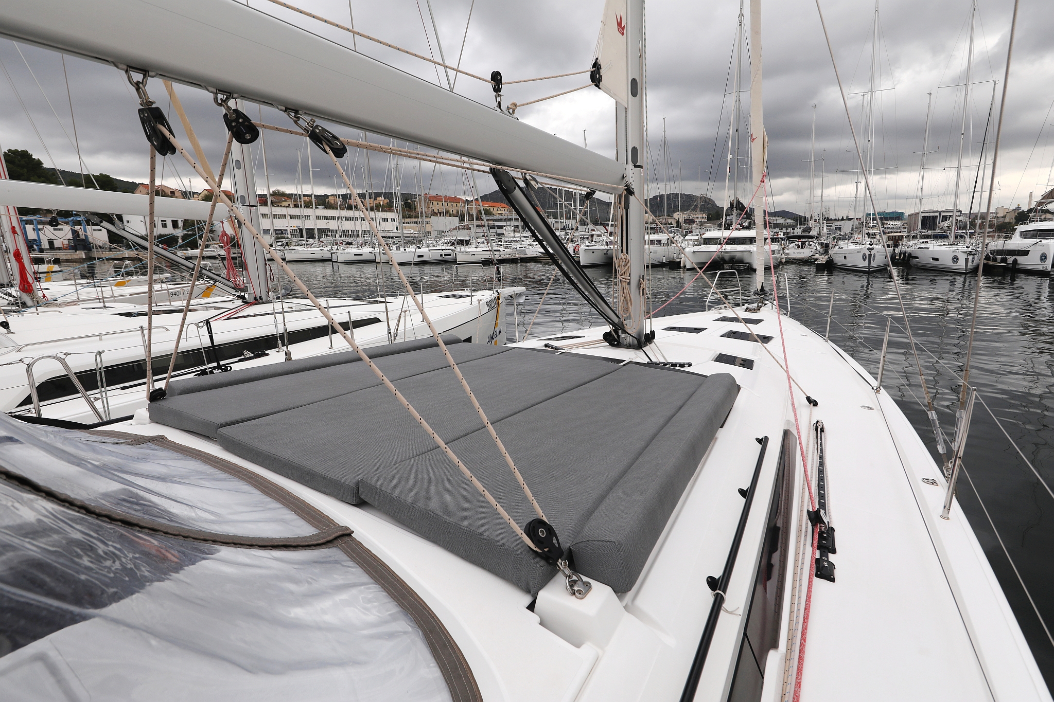 Photo #9 - Dufour 470 - 5 cab. (Shooting Star) en Sibenik - 34236