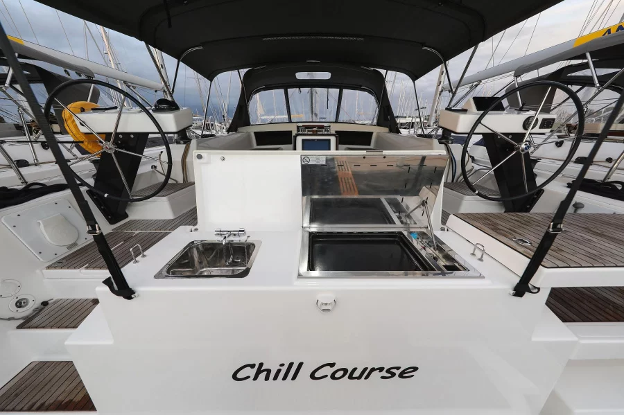 Dufour 470 - 4 cab. (Chill Course)  - 3