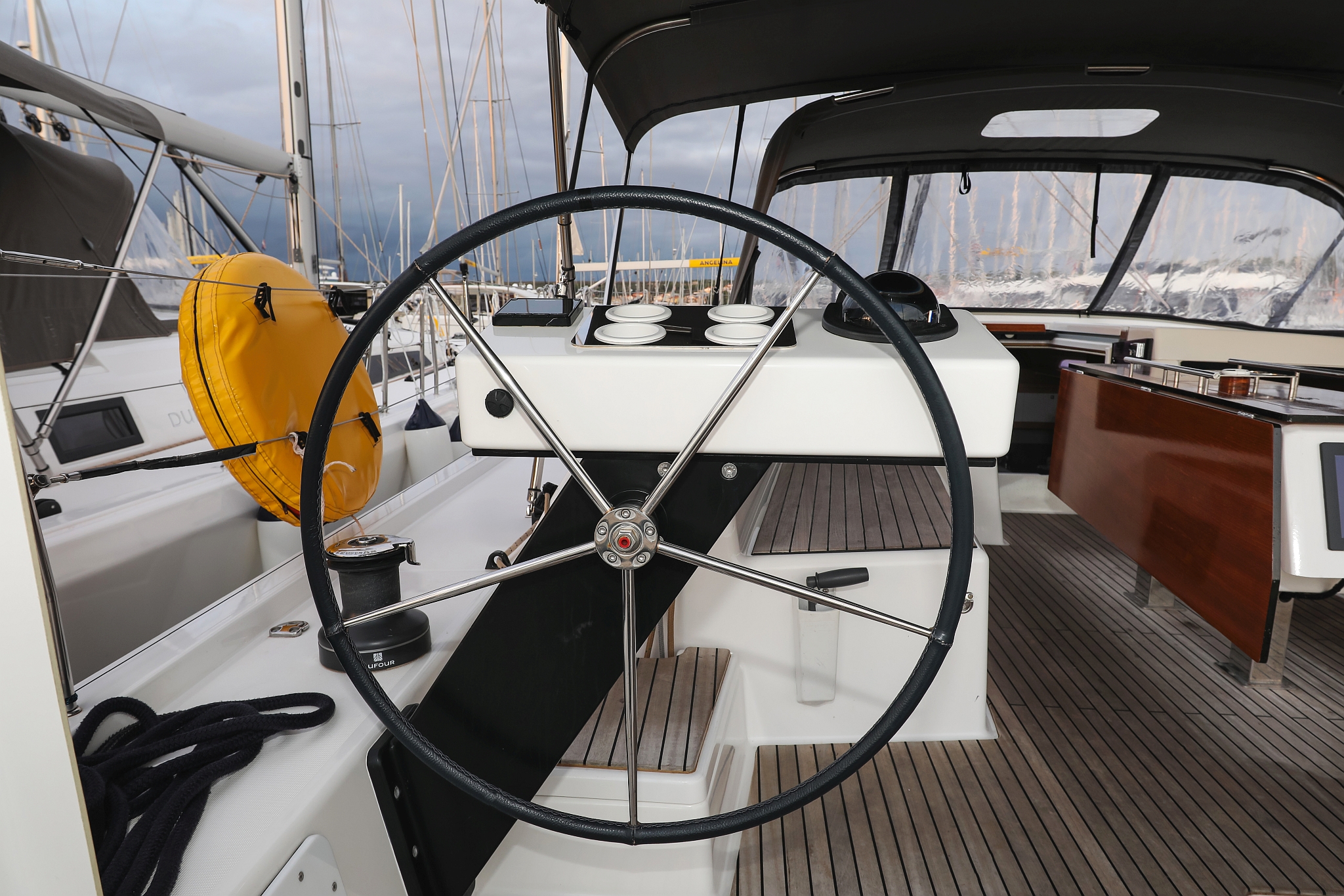 Photo #9 - Dufour 470 - 5 cab. (Chill Course) in Biograd - 34246