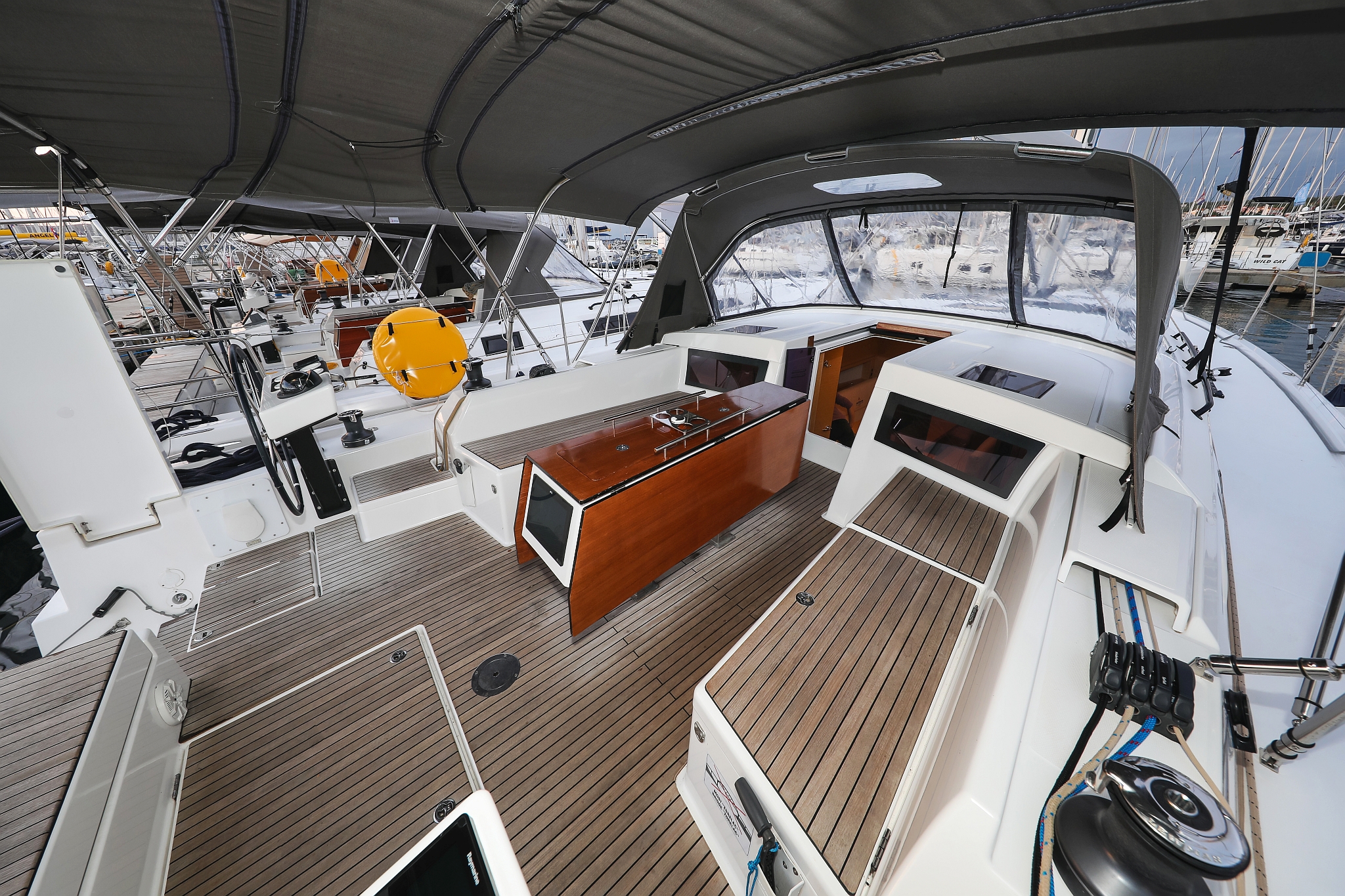 Photo #11 - Dufour 470 - 5 cab. (Chill Course) in Biograd - 34246