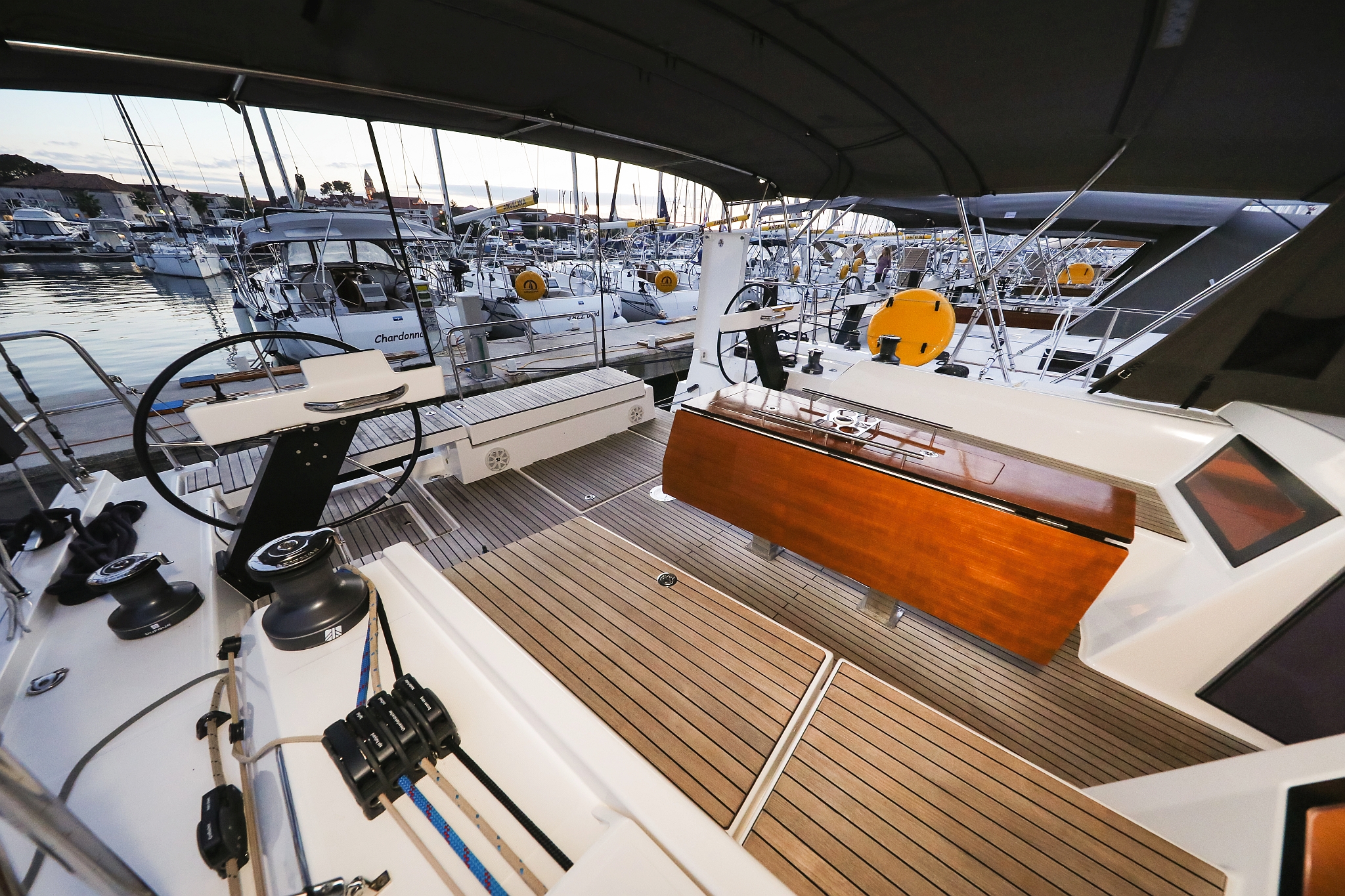 Photo #12 - Dufour 470 - 5 cab. (Chill Course) in Biograd - 34246