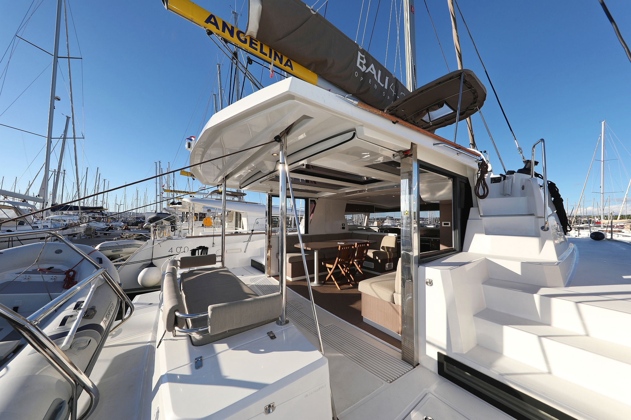 Photo #4 - Bali 4.2 - 4 + 1 cab. (Hubble) in Biograd - 34250