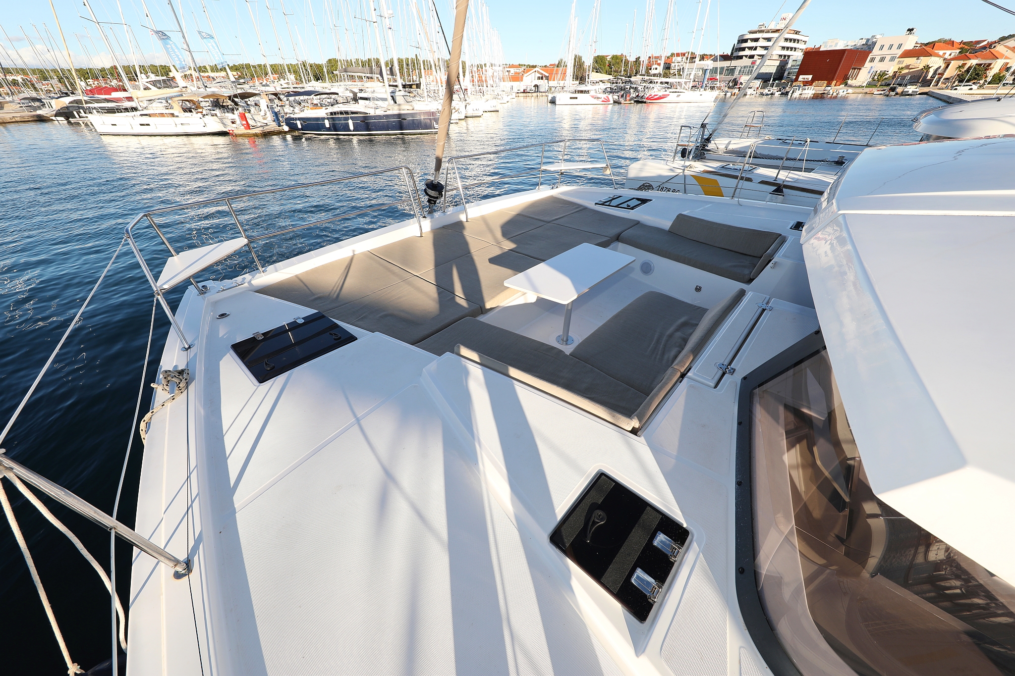 Photo #9 - Bali 4.2 - 4 + 1 cab. (Hubble) in Biograd - 34250