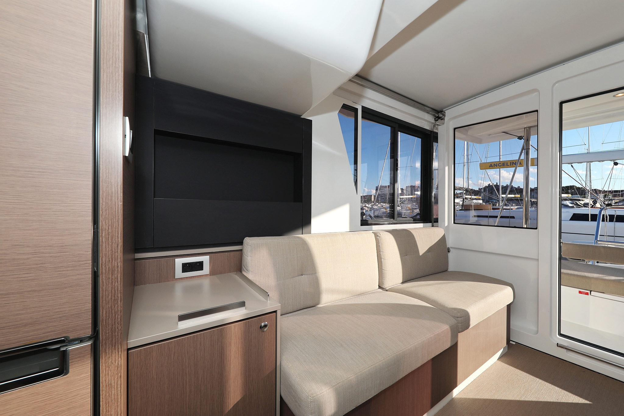 Photo #14 - Bali 4.2 - 4 + 1 cab. (Hubble) in Biograd - 34250