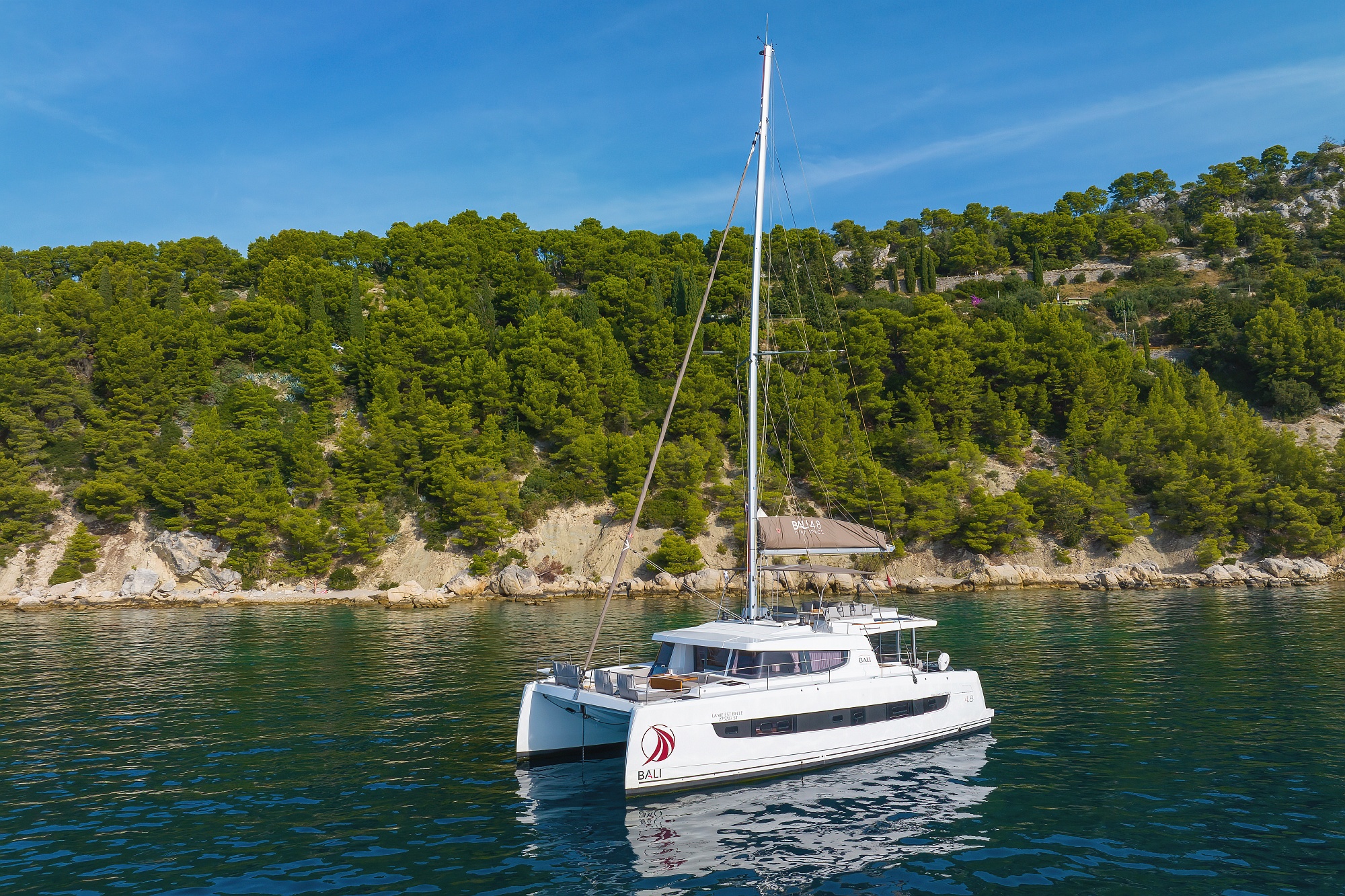 Photo #4 - Bali 4.8 - 5 + 2 cab (La Vie Est Belle) in Trogir - 34267