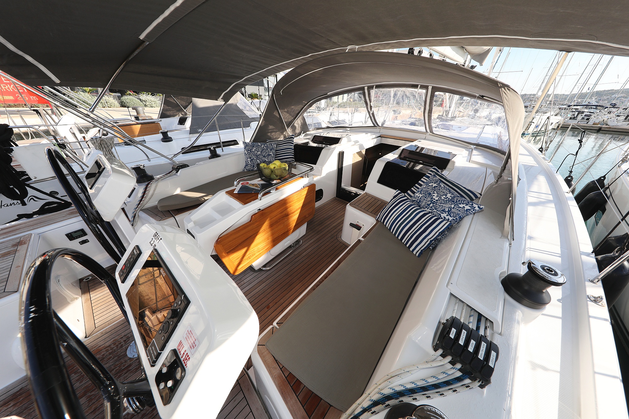 Photo #4 - Hanse 458 - 3 cab. (Magic Moments) in Trogir - 34274