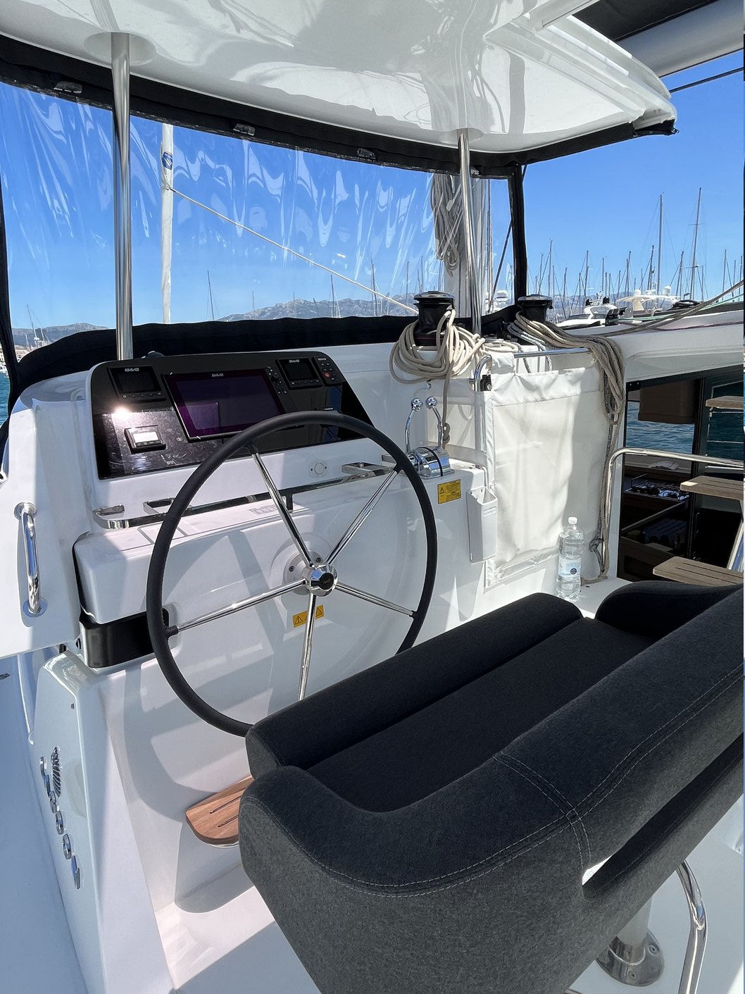 Photo #8 - Lagoon 42 - 4 + 2 cab. (Luminor) in Split - 34296