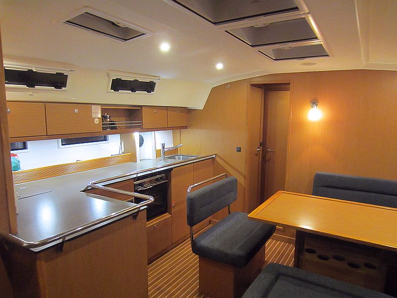 Photo #9 - Bavaria Cruiser 45 - 4 cab. (Alena) en Palma - 34298