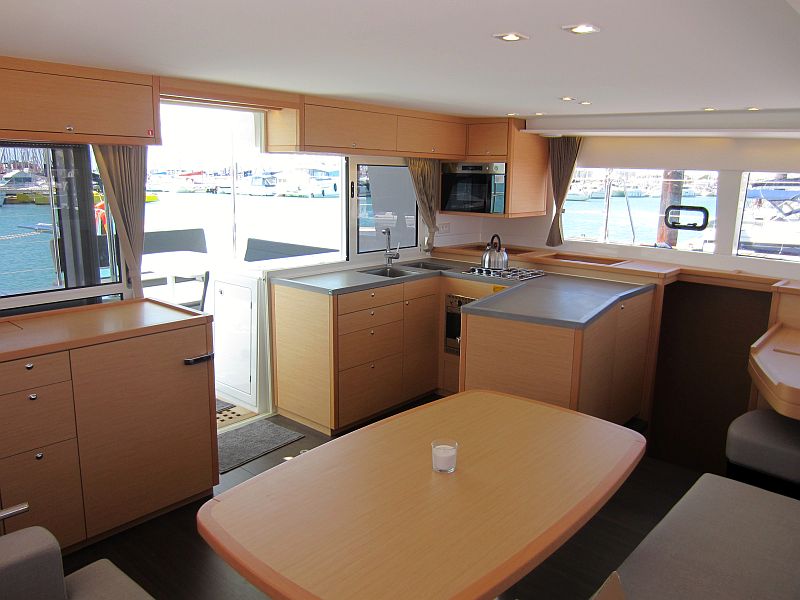 Photo #15 - Lagoon 450 - 4 + 2 cab. (Anabella) in Palma - 34301