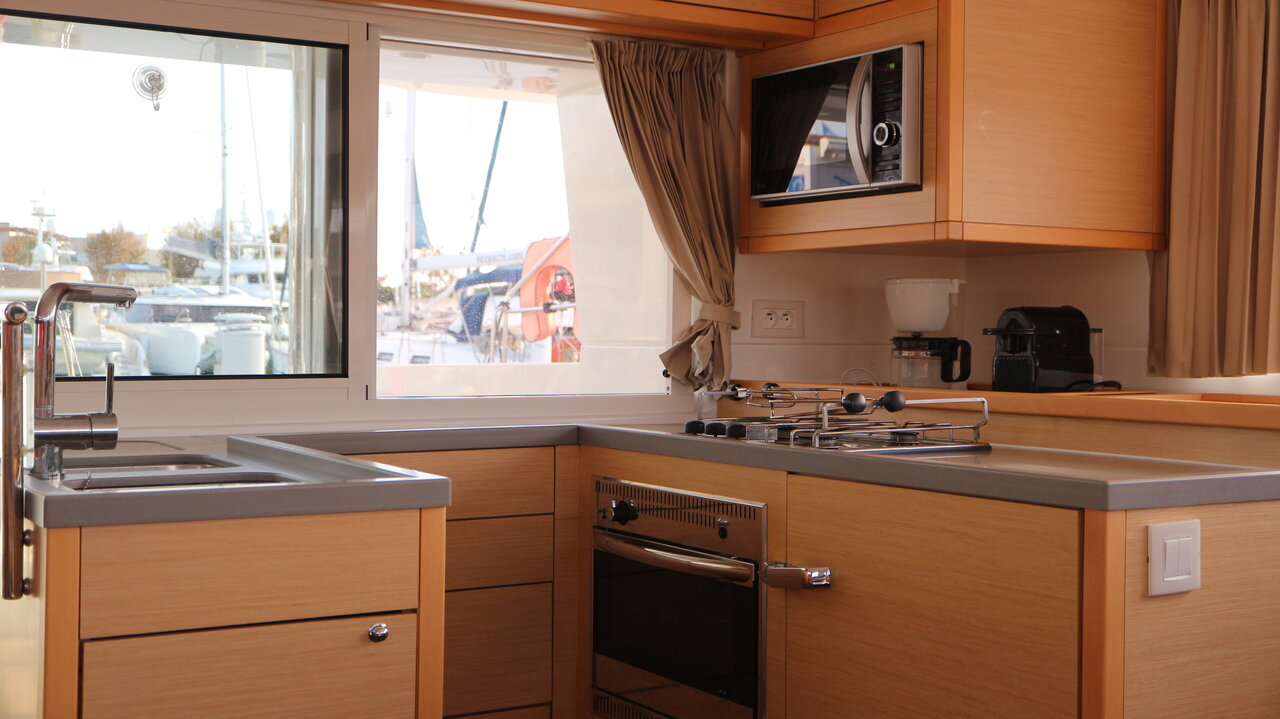 Photo #18 - Lagoon 450 - 4 + 2 cab. (Philea) en Palma - 34307