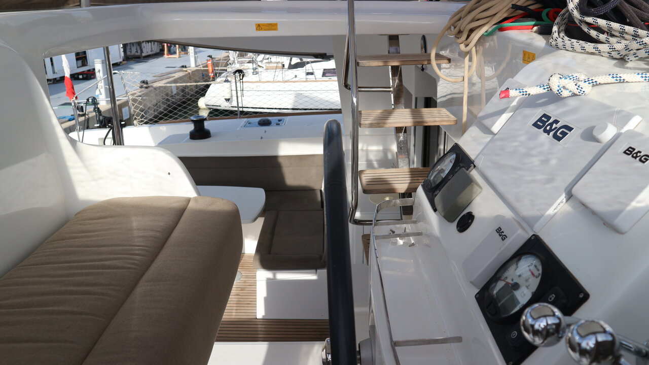 Photo #10 - Lagoon 450 S (Vamos Elli) in Palma - 34308