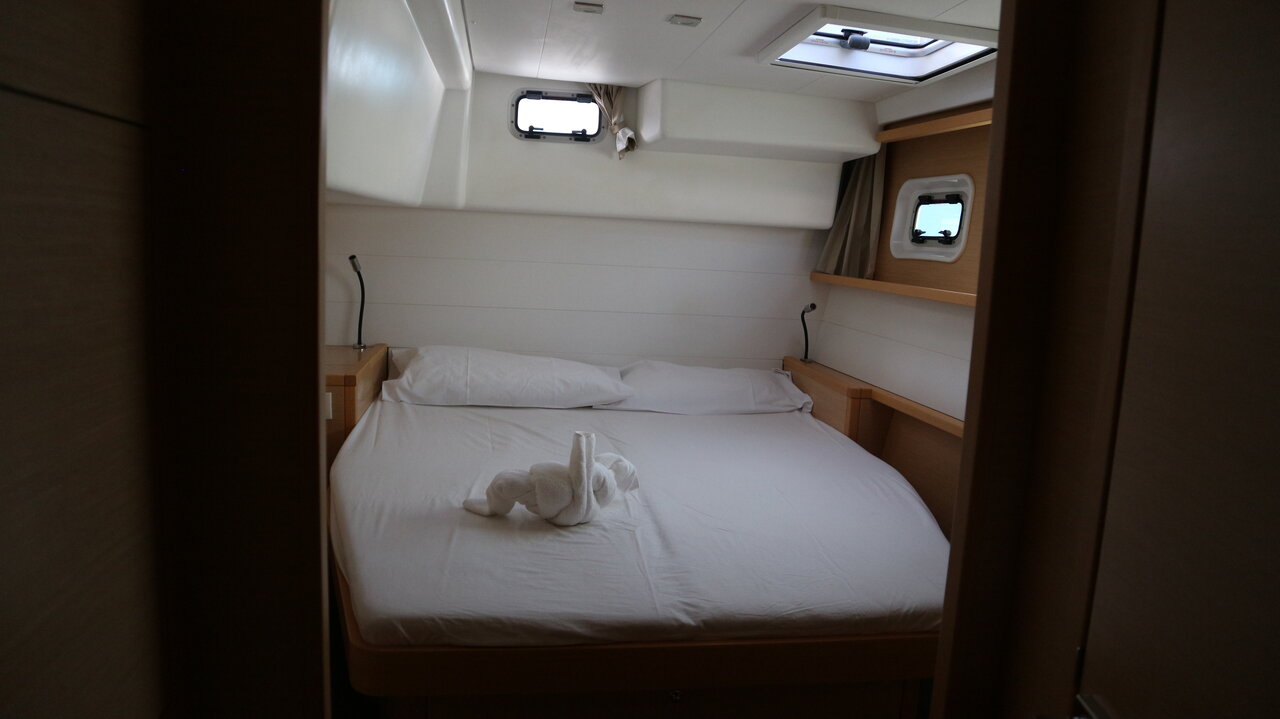 Photo #28 - Lagoon 450 S (Vamos Elli) in Palma - 34308