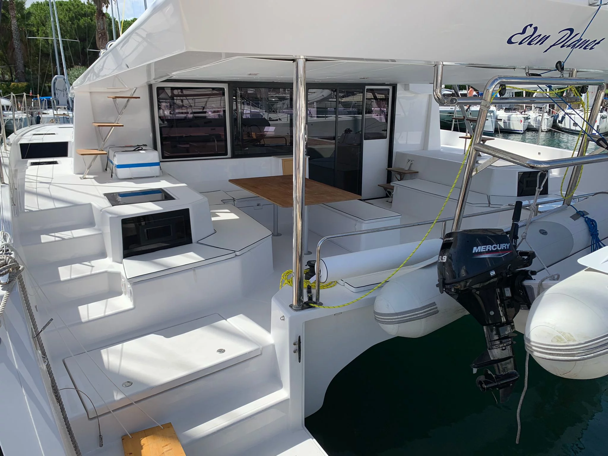 Dufour 48 Catamaran - 5 + 1 cab. (Eden Planet)  - 12