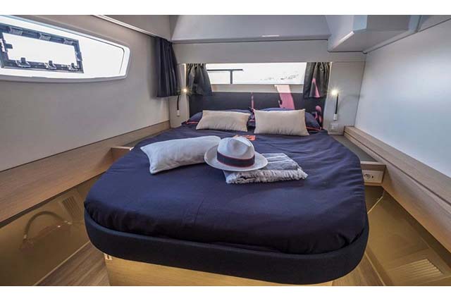 Photo #3 - Fountaine Pajot Astrea 42 - 4 + 2 cab. (Timeless Planet) in Marsala - 34324