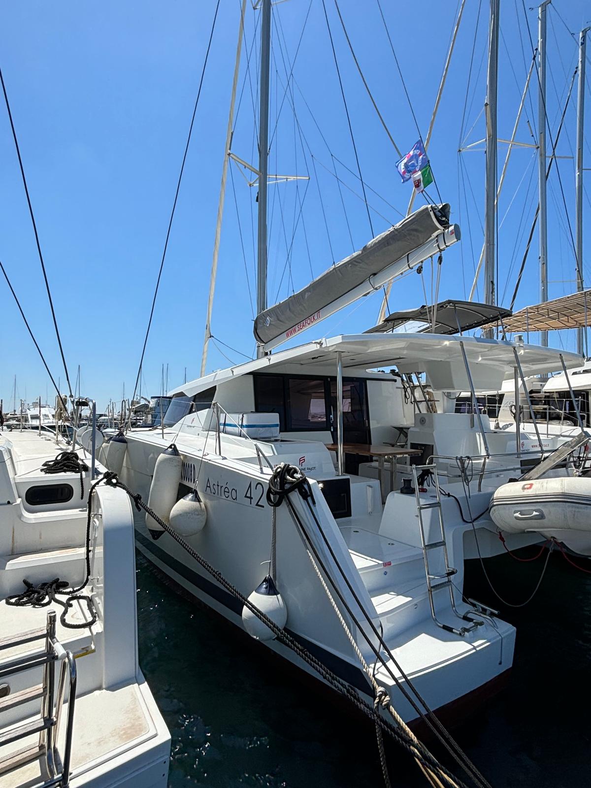 Photo #7 - Fountaine Pajot Astrea 42 - 4 + 2 cab. (Timeless Planet) in Marsala - 34324