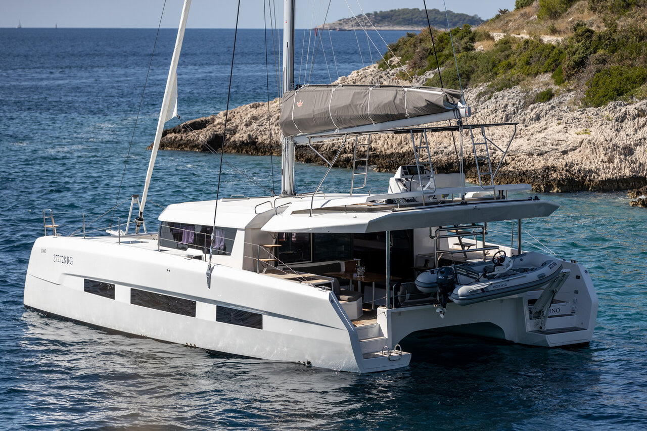 Photo #17 - Dufour 48 Catamaran - 5 + 1 cab. (Bahia Serena) en Primosten - 34344