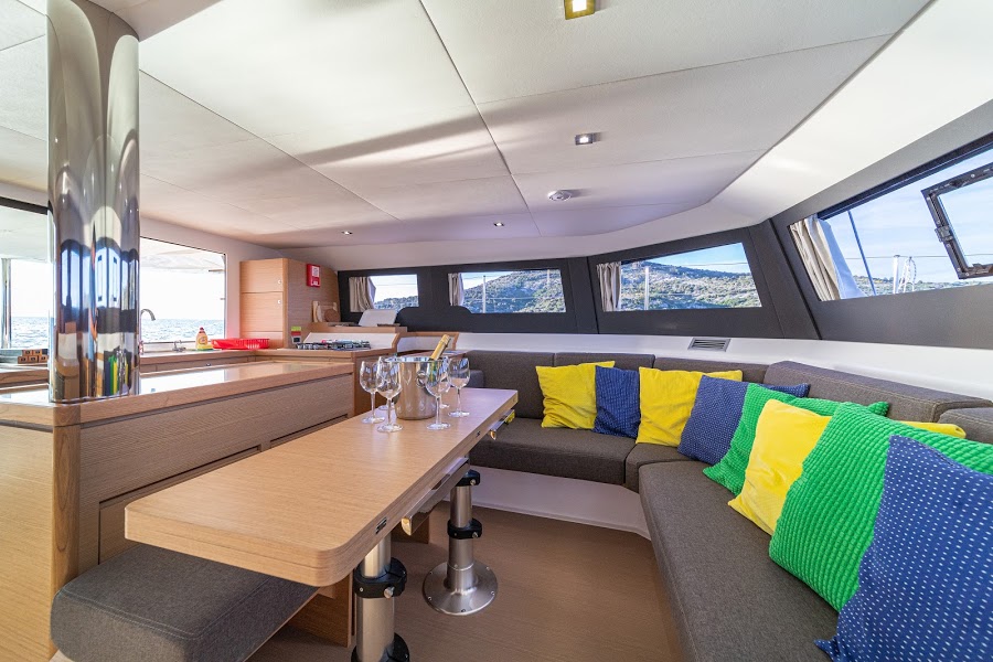 Photo #6 - Dufour 48 Catamaran - 5 + 1 cab. (Bahia Serena) en Primosten - 34344