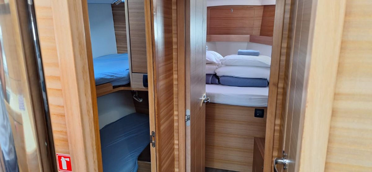 Photo #9 - Elan Impression 45.1 (Flamingo) en Trogir - 34347