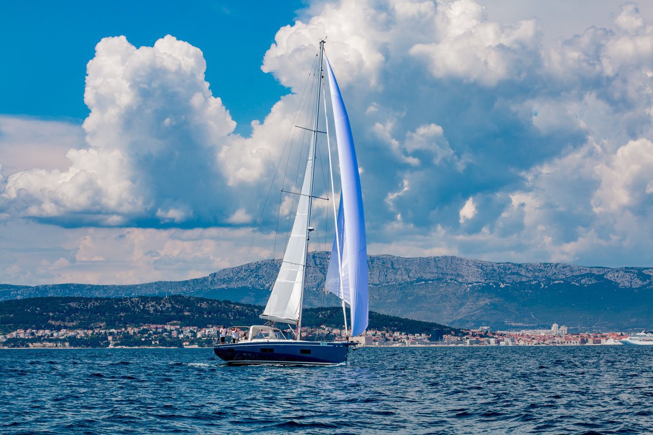 Photo #2 - Oceanis 54 - 3 + 1 cab. (Big Blue) in Trogir - 34353