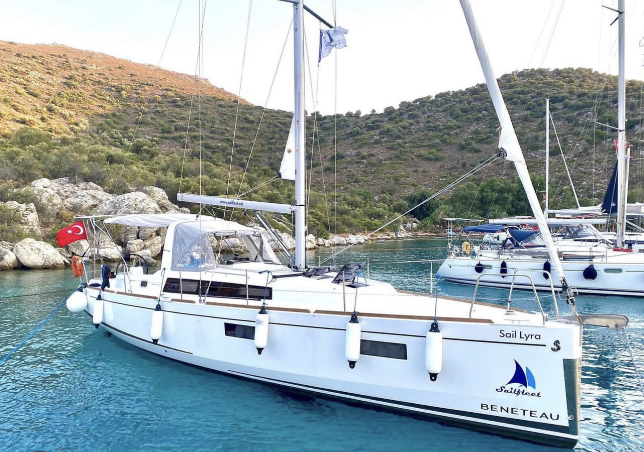 Photo #1 - Oceanis 38.1 (Sail Lyra) en Orhaniye - 34355