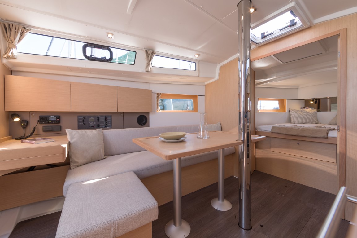 Photo #5 - Oceanis 38.1 (Teodora) in Dubrovnik - 34357