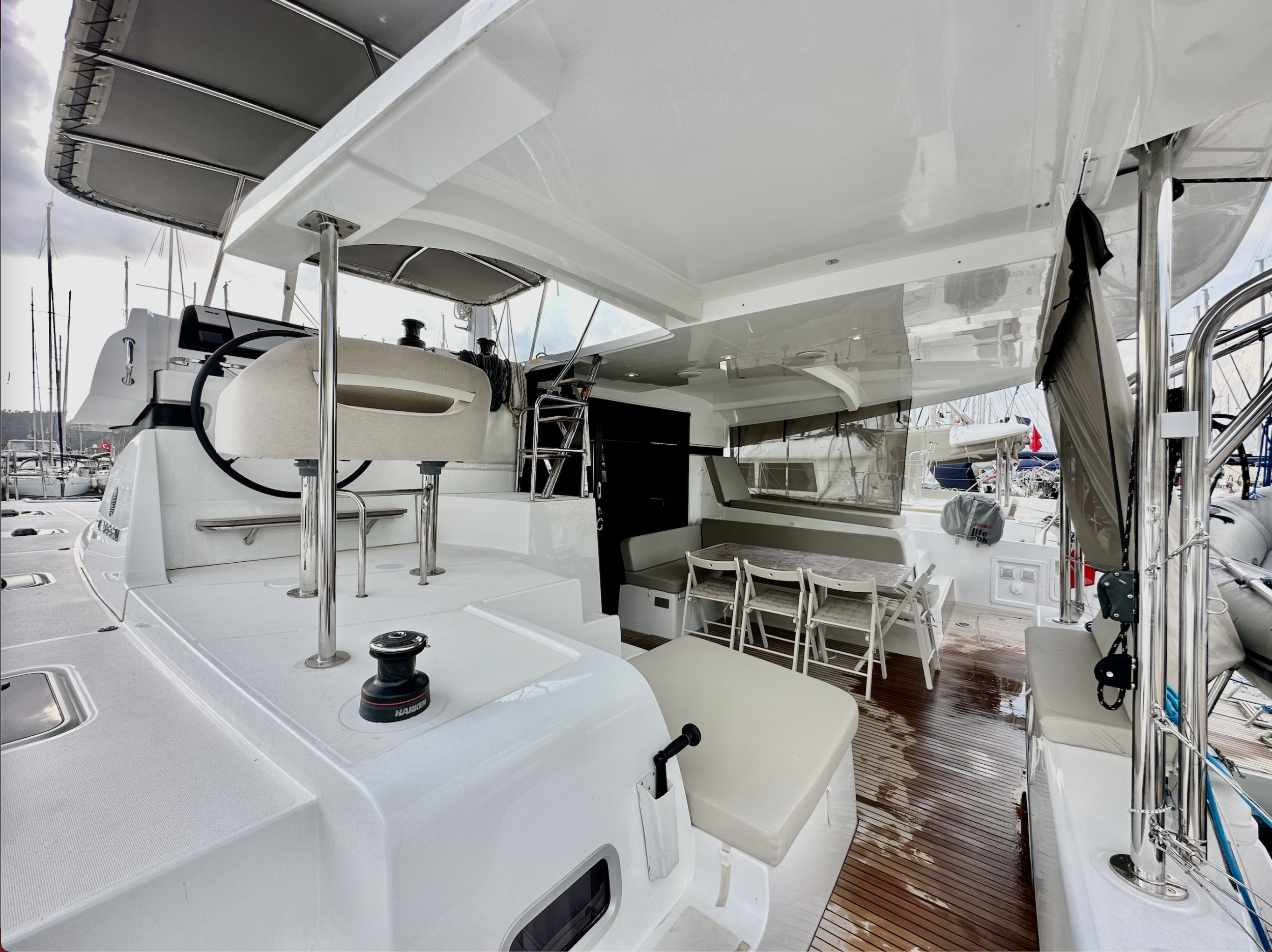 Photo #3 - Lagoon 42 - 4 + 2 cab. (Sail Arcturus) in Fethiye - 34360