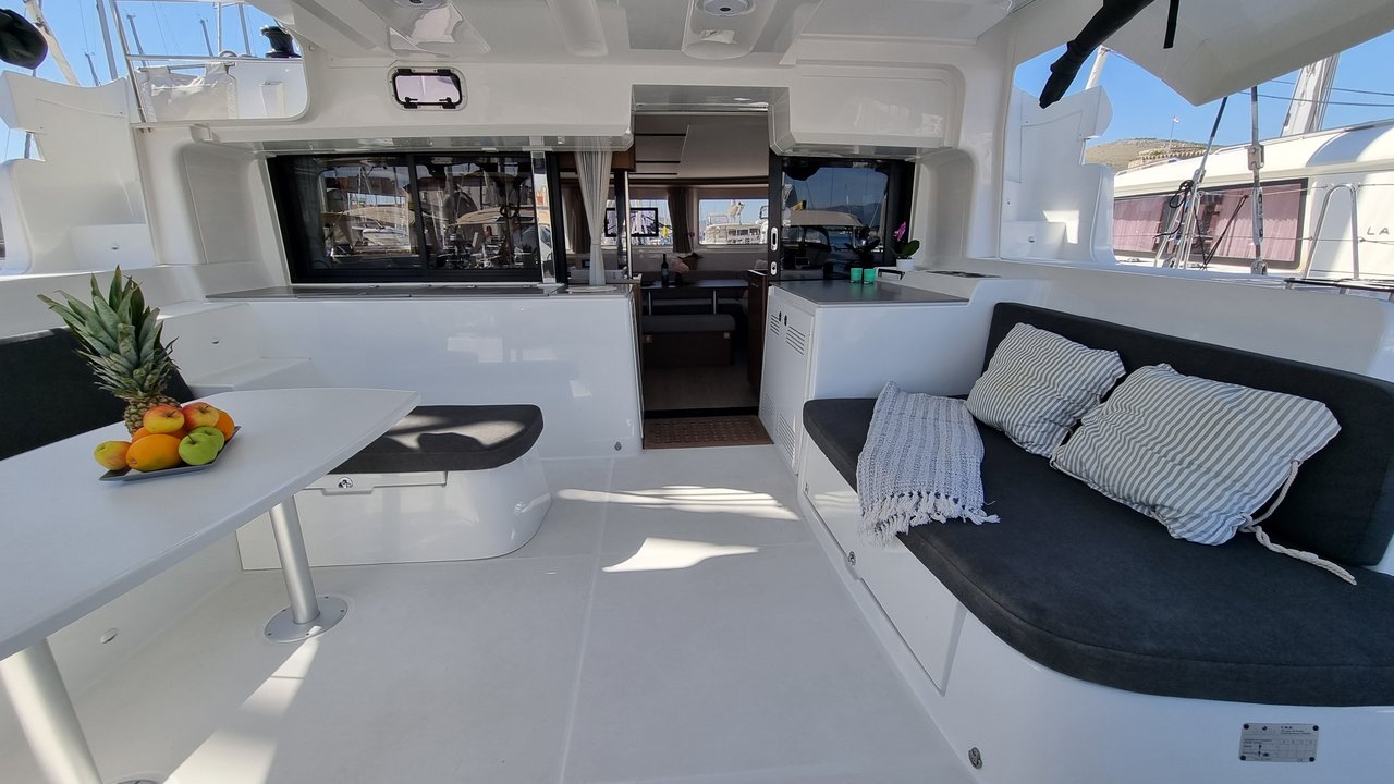 Photo #10 - Lagoon 46 - 4 + 2 cab. (Magic Point) in Trogir - 34376