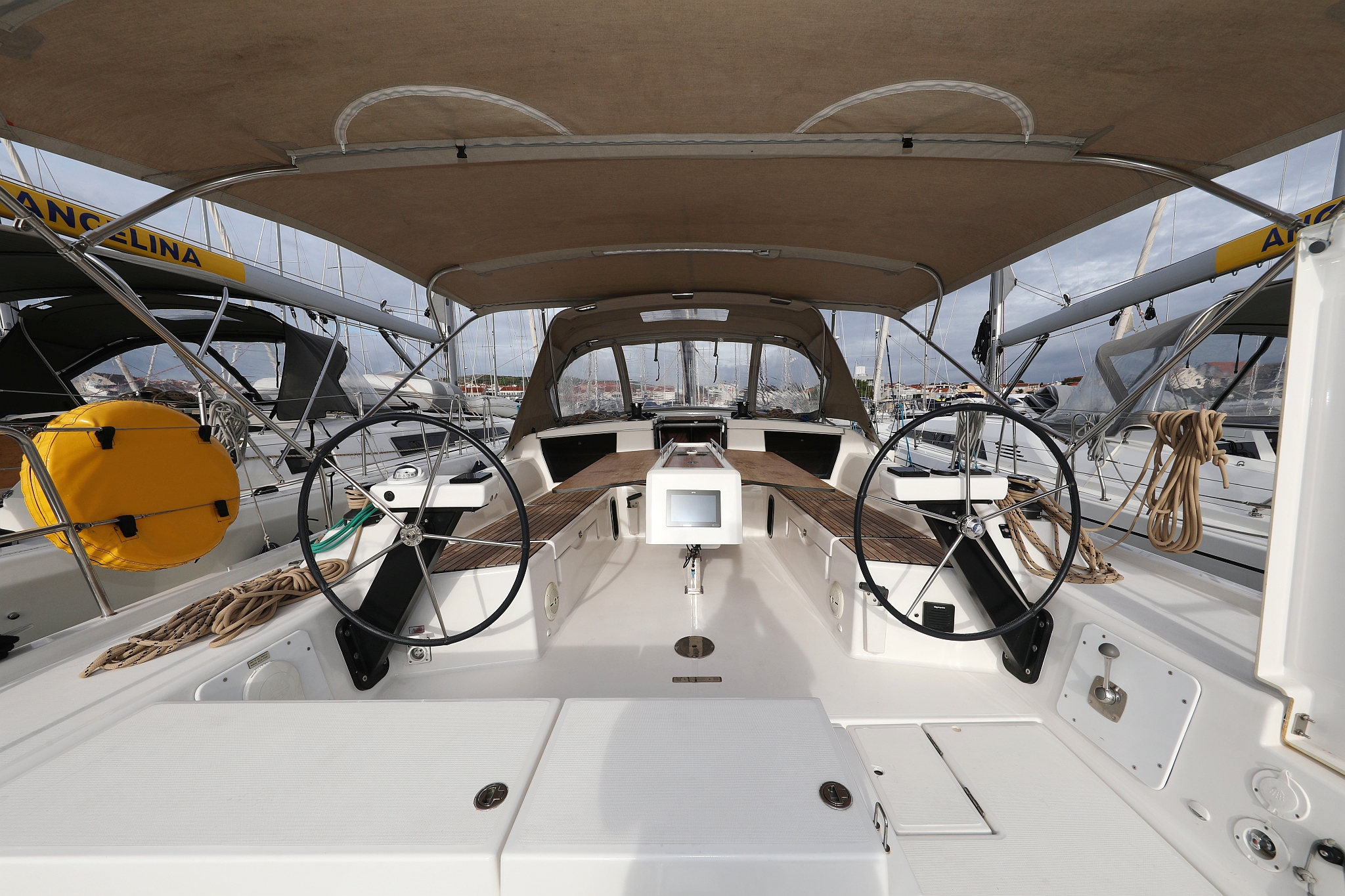 Photo #5 - Dufour 430 - 3 cab. (Seeadler) in Vodice - 34386