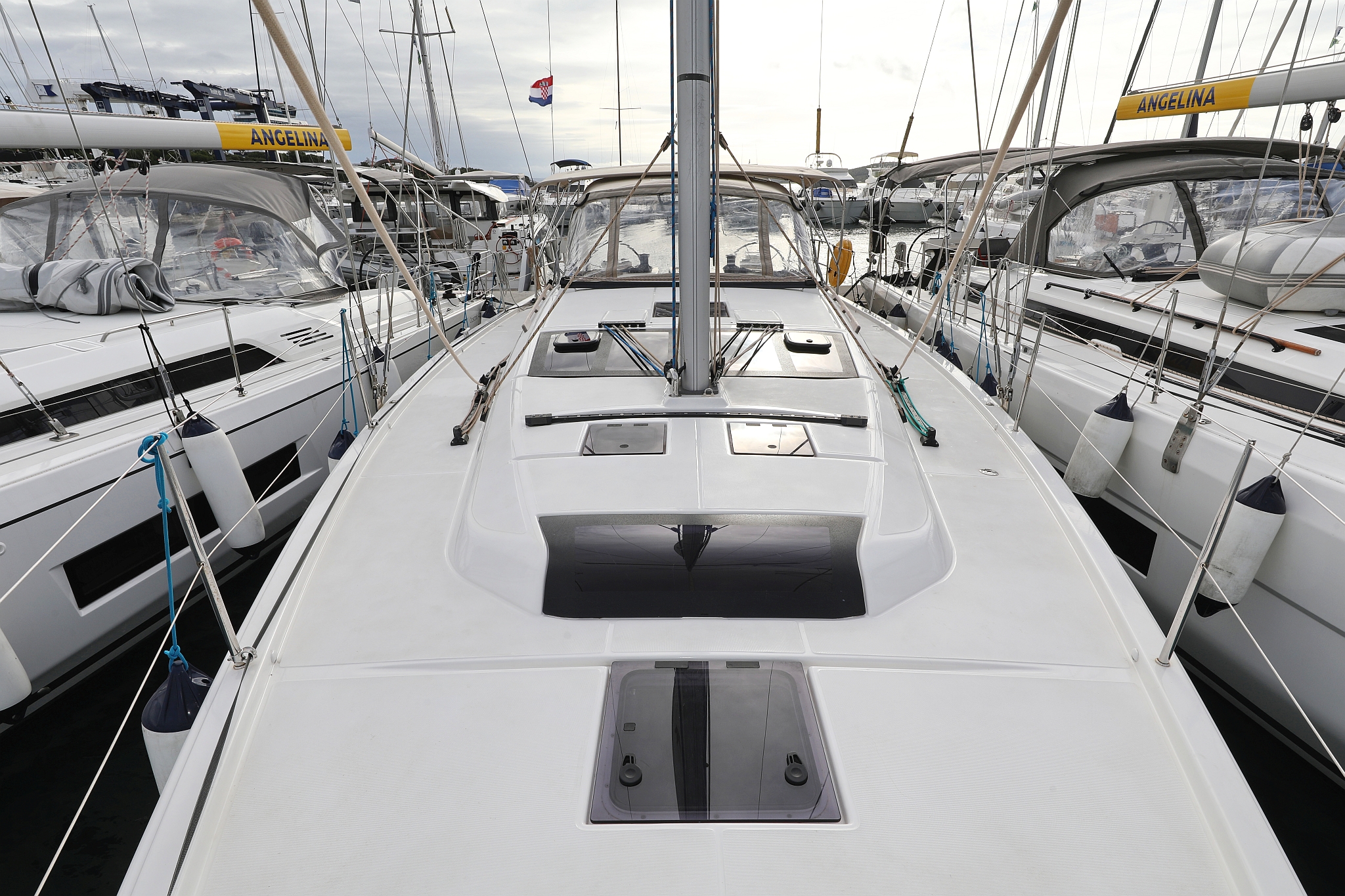 Photo #11 - Dufour 430 - 3 cab. (Seeadler) in Vodice - 34386