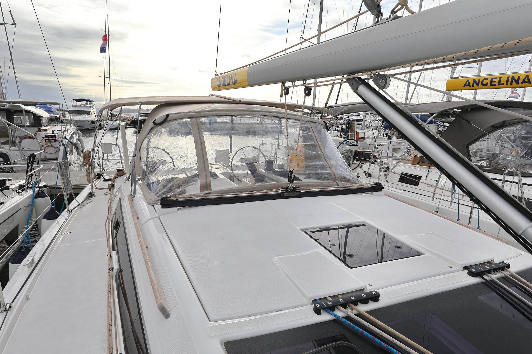 Photo #12 - Dufour 430 - 3 cab. (Seeadler) in Vodice - 34386