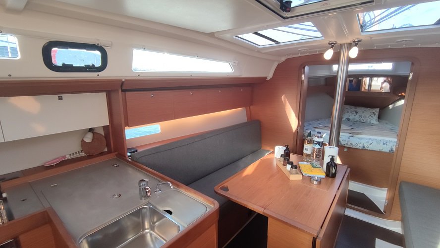 Photo #10 - Dufour 360 GL - 3 cab. (Gracia) in Fethiye - 34432