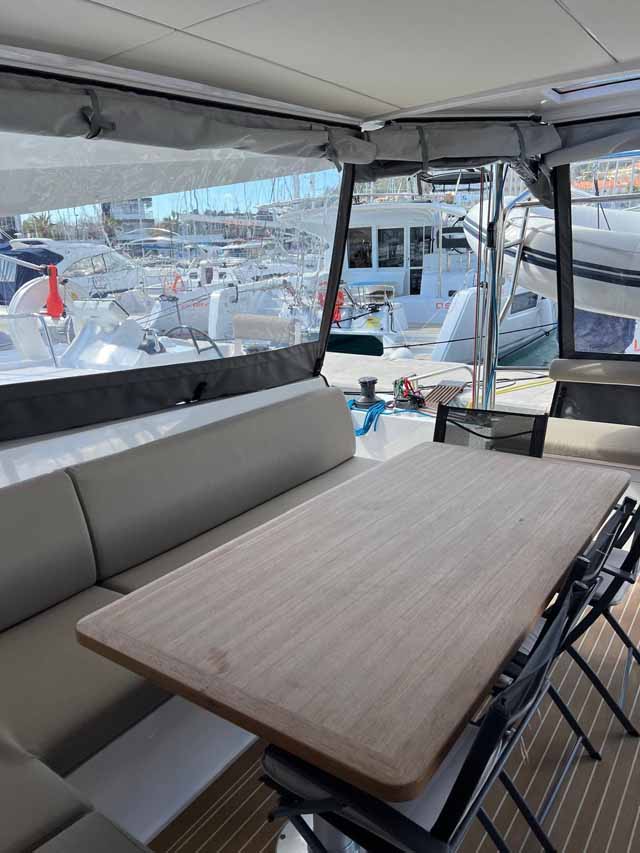 Photo #4 - Lagoon 42 - 4 + 2 cab. (Adventure) en Split - 34446