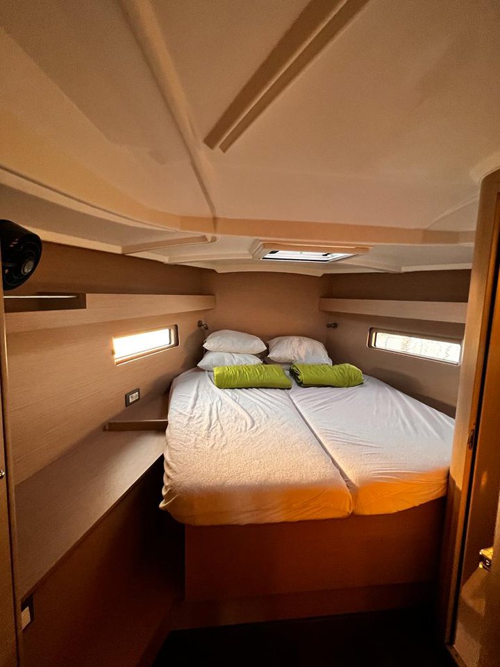 Photo #8 - Oceanis 40.1 - 3 cab. (Fearless D) en Atenas - 34501