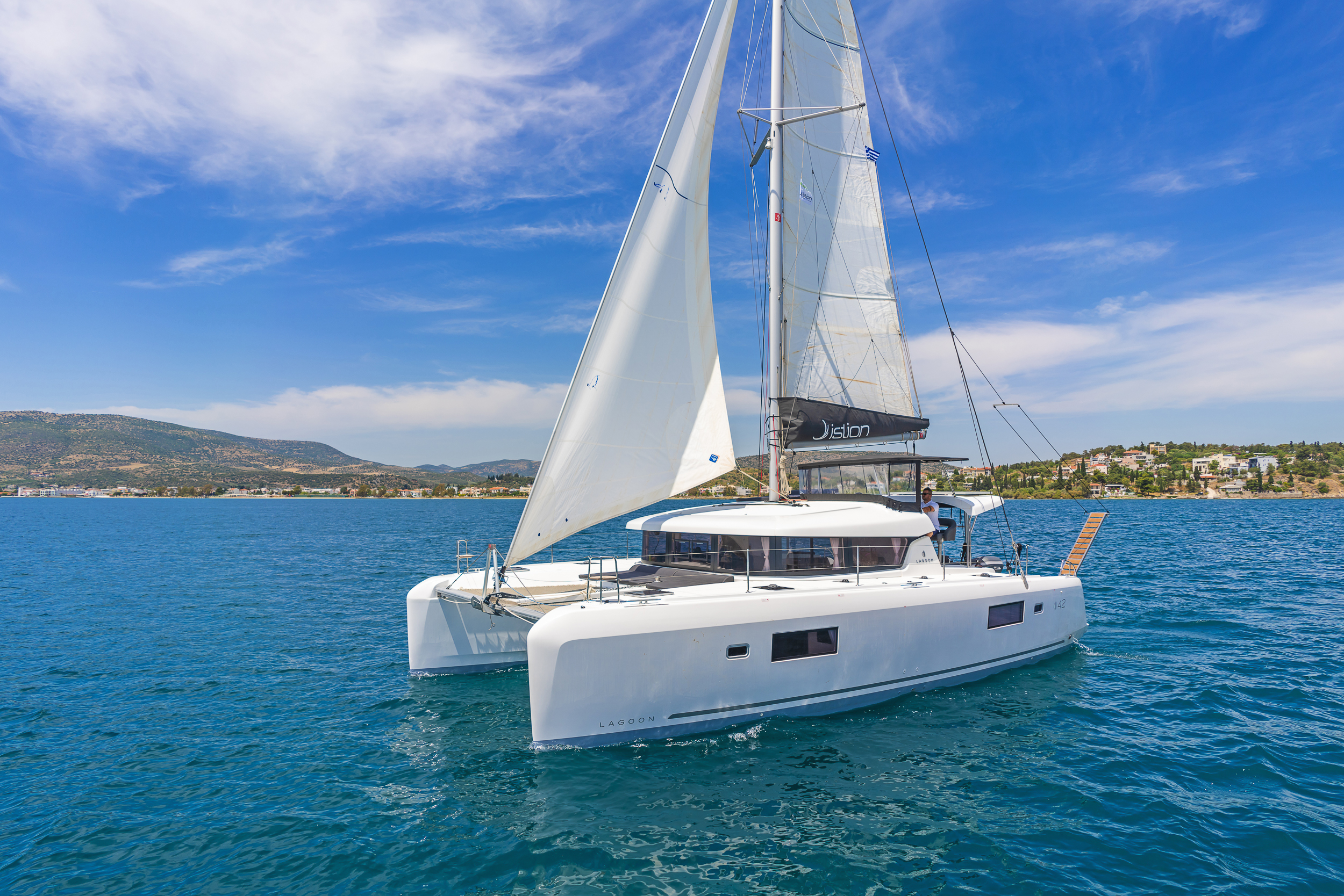 Photo #14 - Lagoon 42 - 4 + 2 cab. (White Pearl) in Volos - 34534
