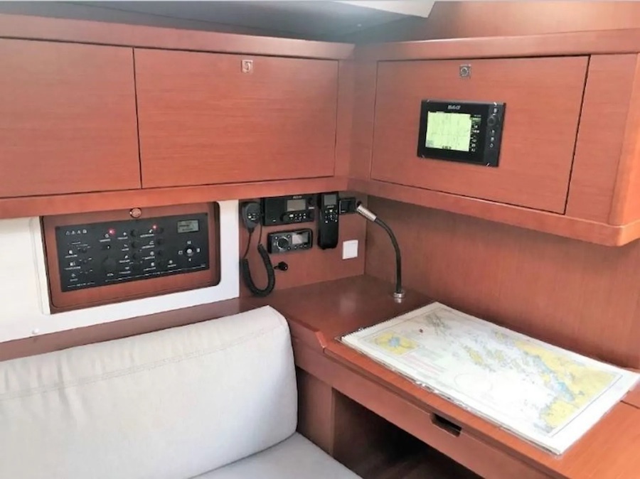 Photo #8 - Oceanis 45 - 4 cab. (Pomerol) in Trogir - 34541