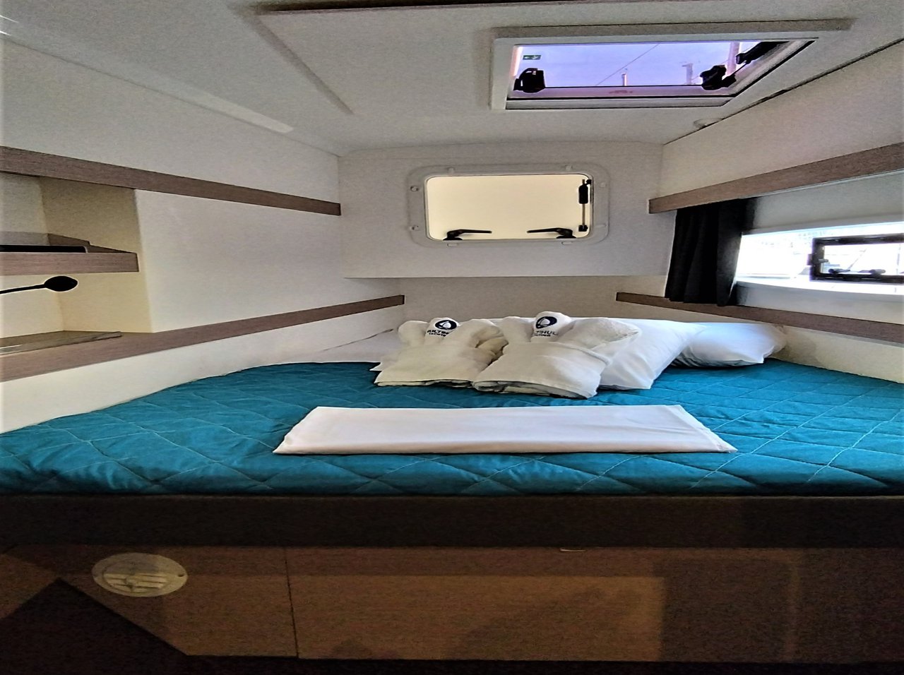 Photo #6 - Fountaine Pajot Isla 40 - 4 cab. (Joy) en Lavrion - 34542