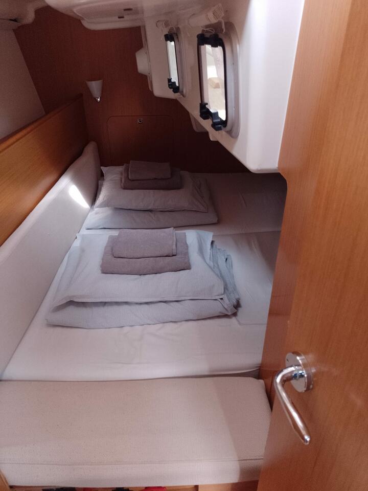 Photo #10 - Sun Odyssey 33i (Min elli) in Skradin - 34549