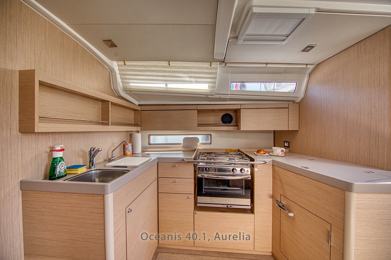 Photo #16 - Oceanis 40.1 - 3 cab. (Aurelia) in Dubrovnik - 34558