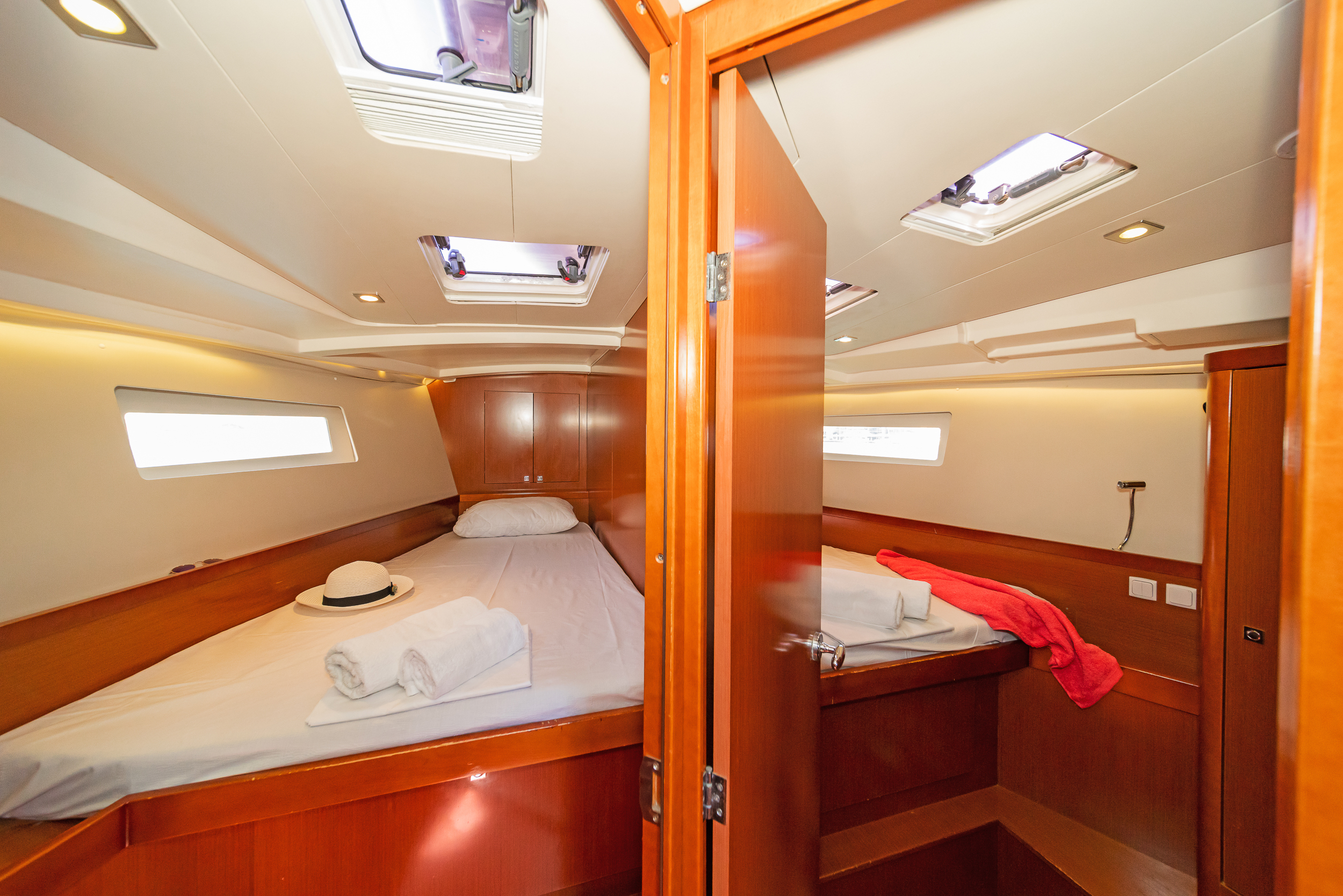 Photo #13 - Oceanis 45 - 4 cab. (Quantum) en Rodas - 34567