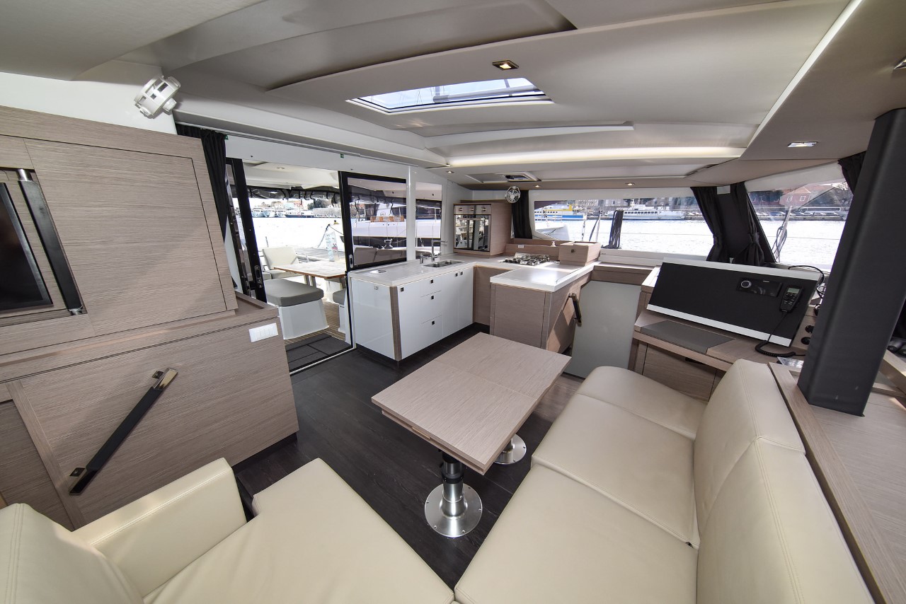 Photo #16 - Fountaine Pajot Astrea 42 - 4 + 2 cab. (Le Bart) in Zara - 34585