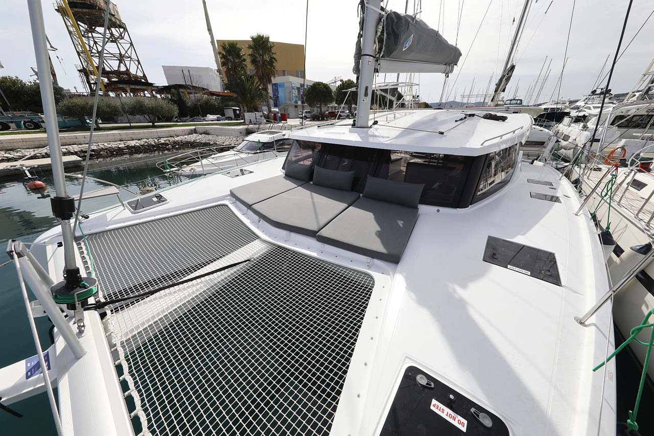 Photo #6 - Fountaine Pajot Isla 40 - 4 cab. (Chilli) in Trogir - 34615