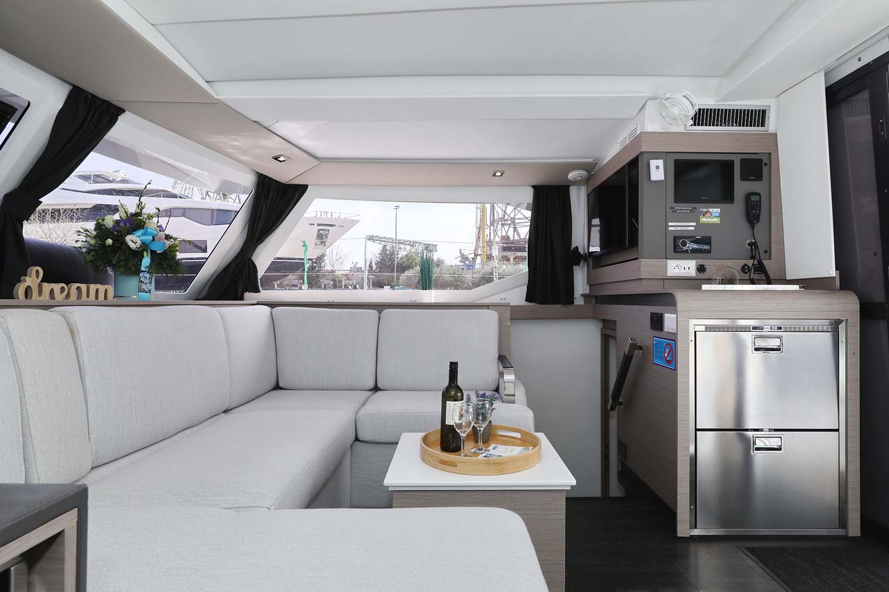 Photo #18 - Fountaine Pajot Isla 40 - 4 cab. (Chilli) in Trogir - 34615