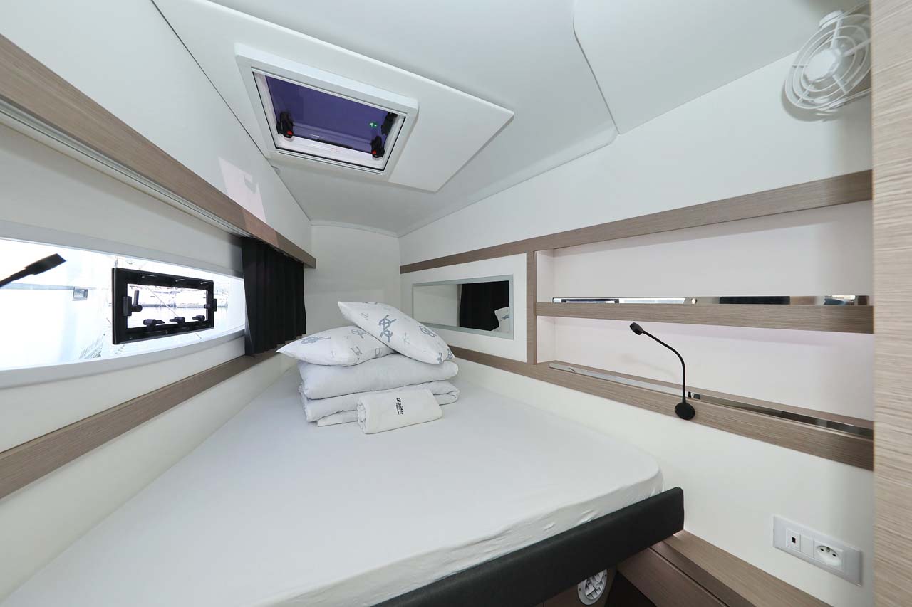 Photo #25 - Fountaine Pajot Isla 40 - 4 cab. (Chilli) in Trogir - 34615