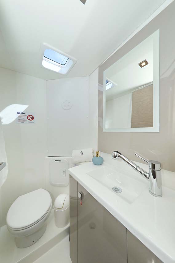 Photo #34 - Fountaine Pajot Isla 40 - 4 cab. (Chilli) in Trogir - 34615