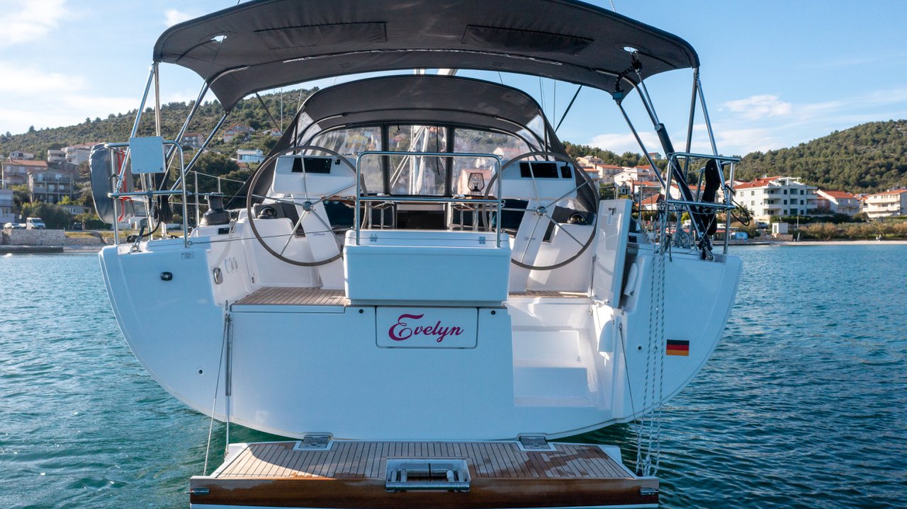 Photo #6 - Hanse 508 (Evelyn) in Trogir - 34616