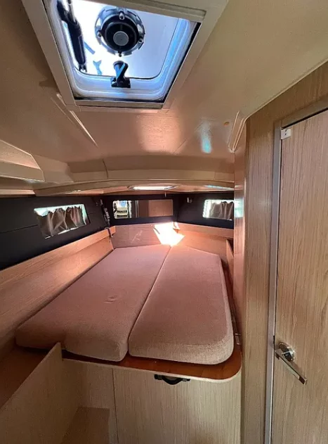 Oceanis 41.1 (Tikal II)  - 9