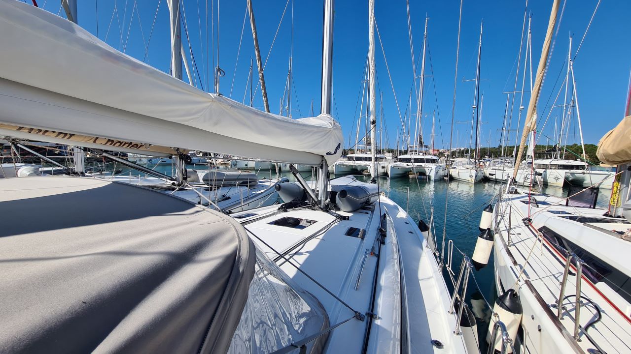 Photo #7 - Oceanis 40.1 - 3 cab. (NUVOLA) in Dubrovnik - 34658