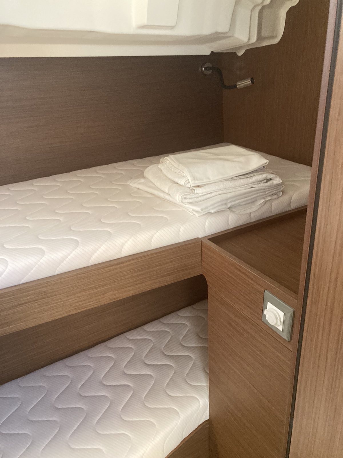 Photo #4 - Oceanis 46.1 (Evi) in Atene - 34659