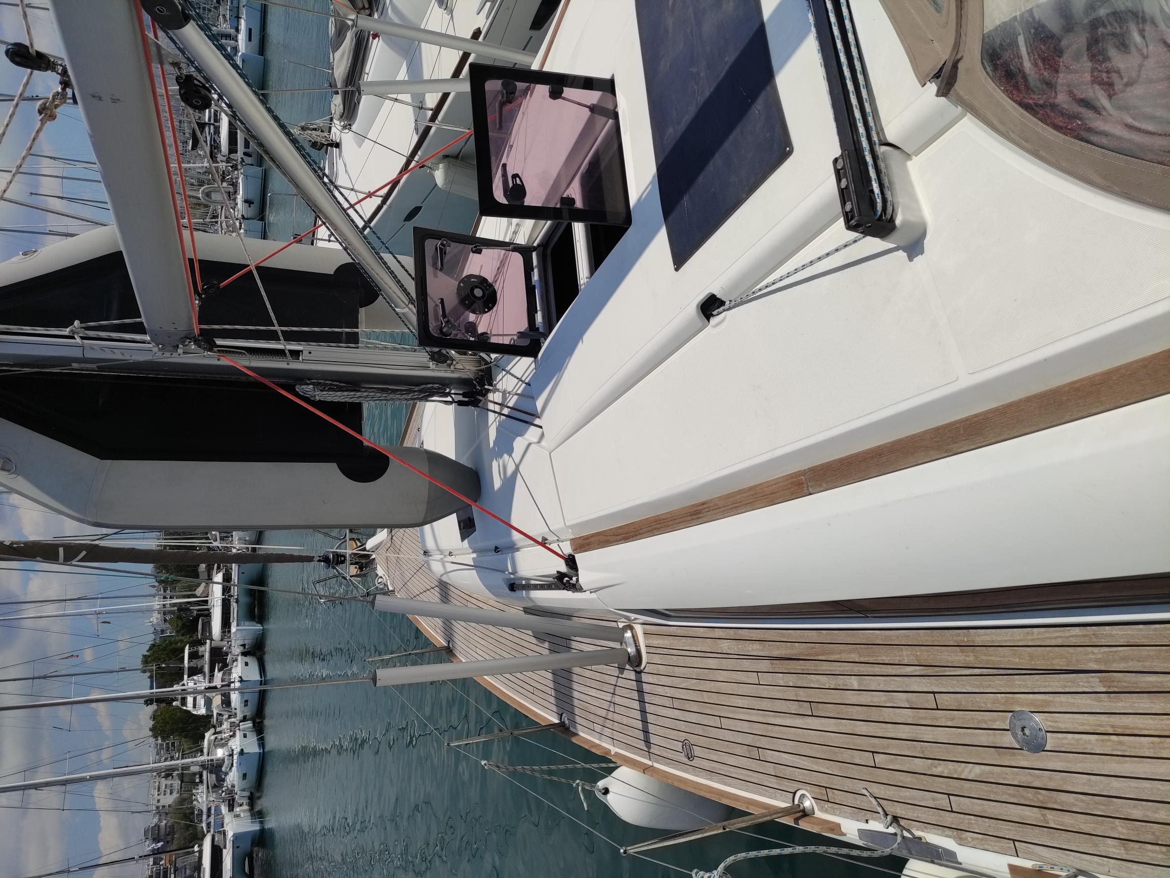 Photo #6 - Sun Odyssey 439 (Spirus) en Atenas - 34669