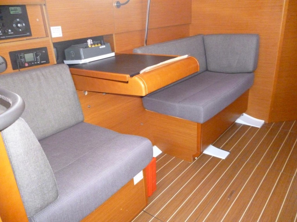 Photo #10 - Sun Odyssey 439 (Spirus) en Atenas - 34669